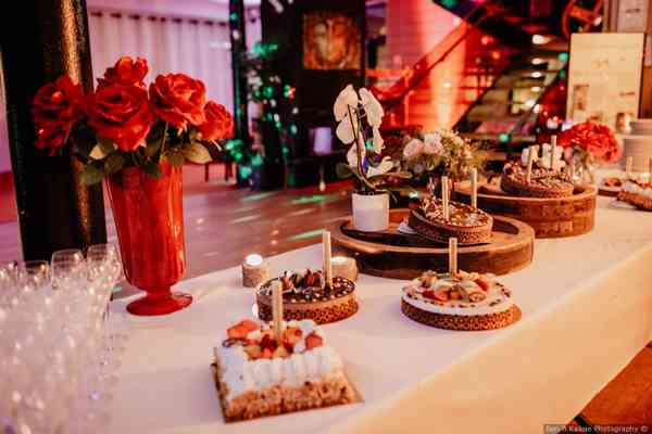 Buffet de desserts pour un mariage à Mérignies Golf