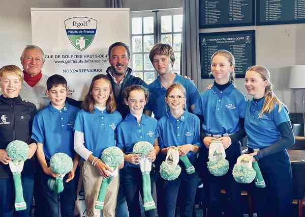 314045177_549392780529650_4308248374065578806_n (1) EDG Merignies Golf enfants jeunes