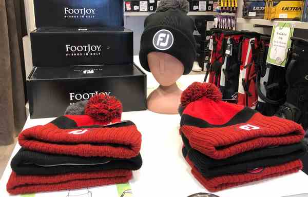 Proshop bonnets 2023 Proshop inesis-merignies_golf parapluie