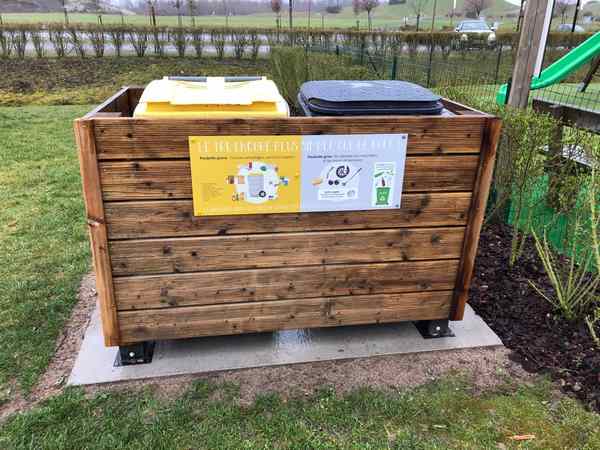 poubelles 2023 (3) Proshop inesis-merignies_golf boites megots