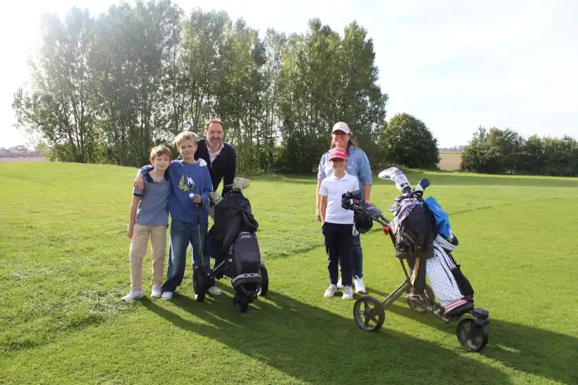 Tous au golf-competition-merognioes-golf-2026 (7) Tous au golf compétition merognioes golf 2026 – Mérignies Golf